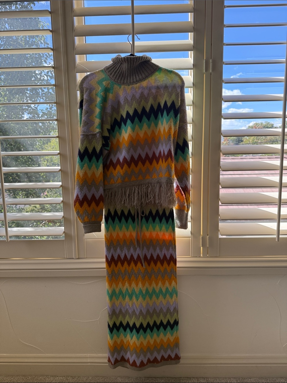 Plenty by Tracy Reese Multicolor Chevron Fringe Turtleneck Sweater Set